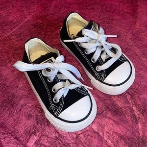 🖤SOLD🖤 Converse - Black
